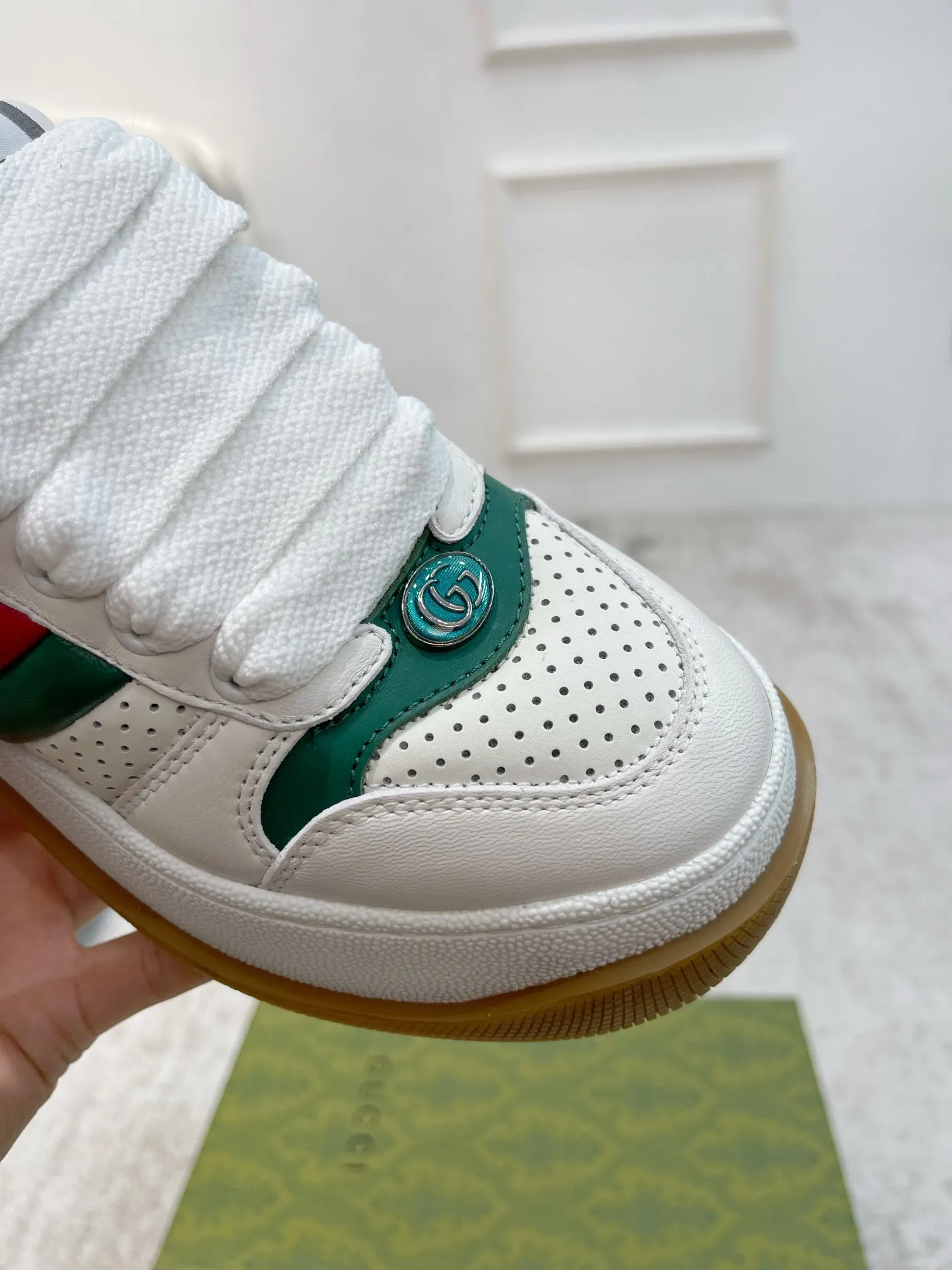 👟👟Ex-factory price 660👟👟Gucci's latest chubby thick-soled dirty shoes~~couple casual shoes, 6cm height-increasing shoes~~ The upper is stained cowhide stitched with classic double G cloth fabric, the terry cloth is delicate and sweat-absorbent and breathable, the foot pad is integrated with latex injection molding, 6cm thick T👟👟Ex-factory price U two-color sole✅ 35-40